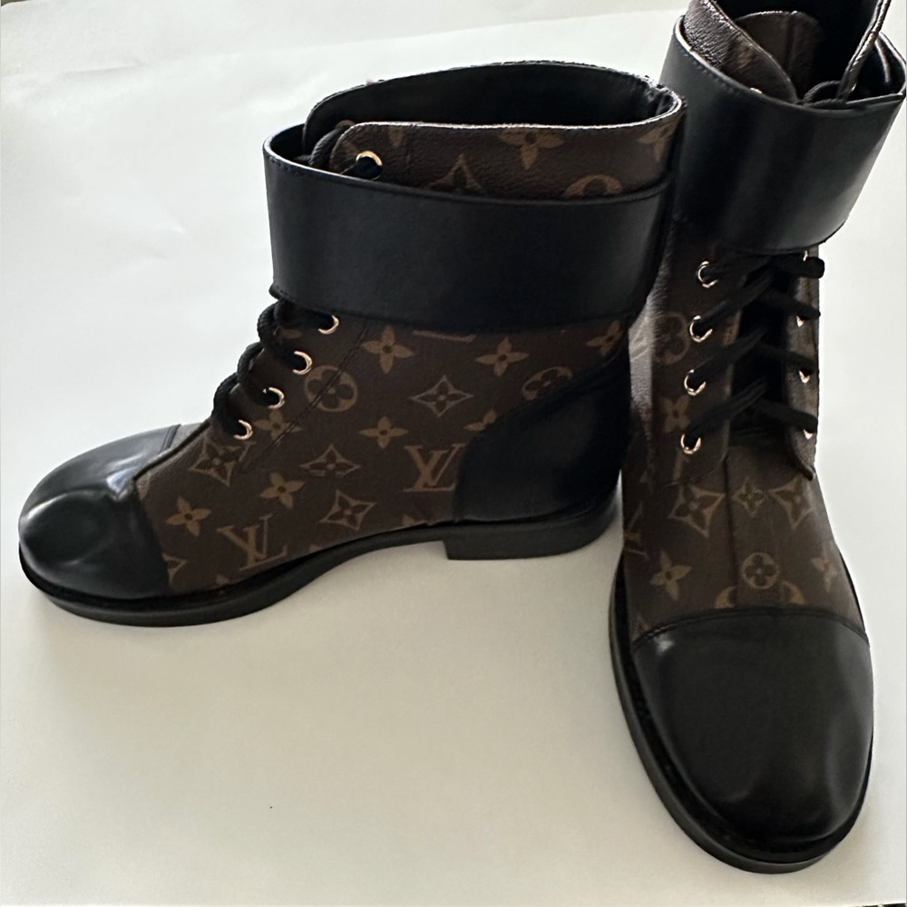 Louis Vuitton Brown and Black Monogram Boots - Picture 7 of 11